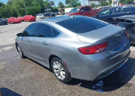 2016 Chrysler 200 C z USA, uszkodzony, nr VIN 1C3CCCCB9GN135384